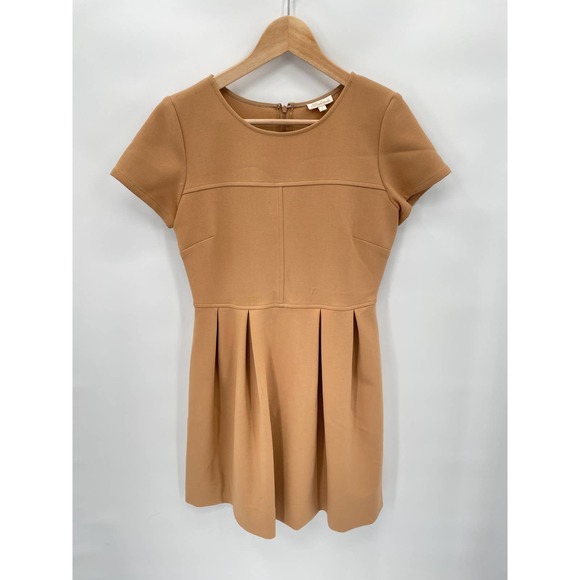 Shoshanna Dresses & Skirts - Shoshanna | Tan Fit & Flare Short Sleeve Pleated Dress // 6